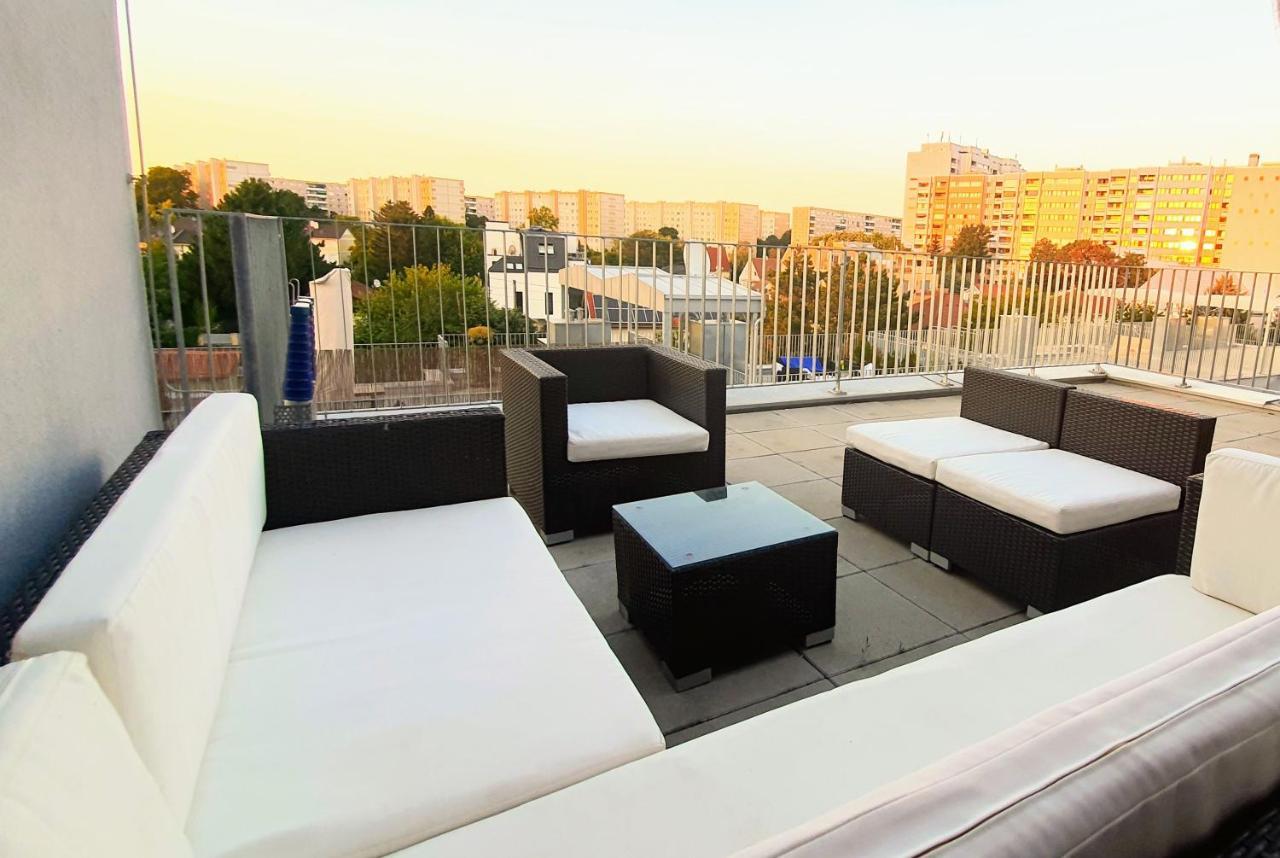 Rooftop Terrace, Free Garage Parking And Pool! Βιέννη Εξωτερικό φωτογραφία