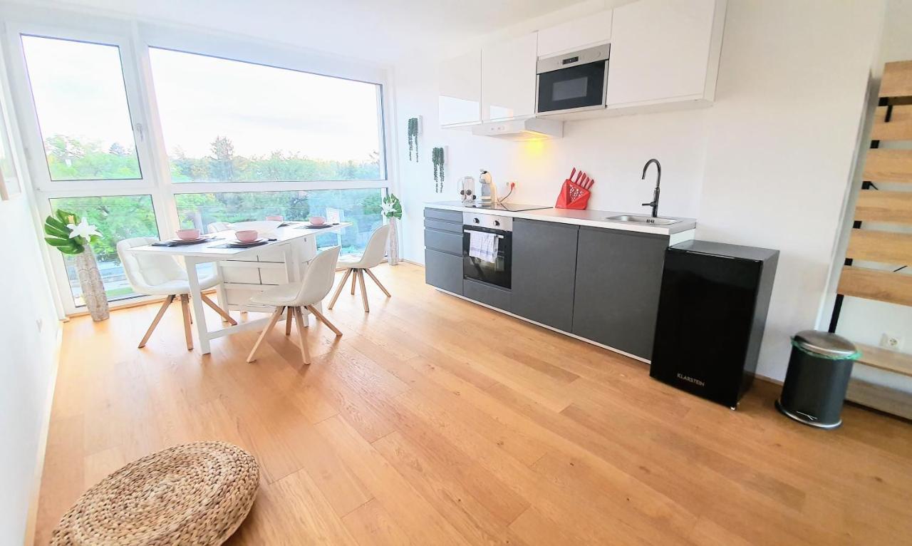 Rooftop Terrace, Free Garage Parking And Pool! Βιέννη Εξωτερικό φωτογραφία